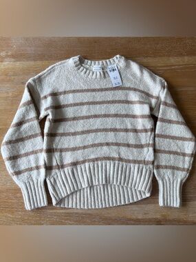 Abercrombie Kids Girls Cream and Gold Striped Sweater Size 9/10